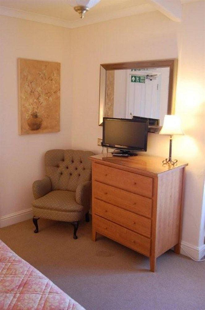 Cheshire Hospitality Ltd T\/A Lennox Lea Studios & Apartments Sale Exterior foto